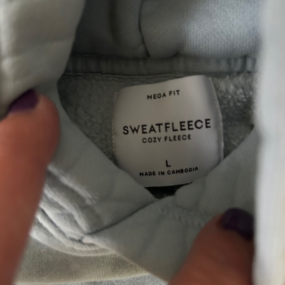 Aritzia tracksuit ! XL bottoms and L top - Picture 2 of 5